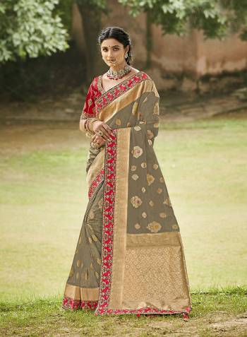 Looking This Stylist Partywear Saree Are Fine Saree Paired With Blouse.This Saree And Blouse Are Organza Tissue Fabric With Heavy Designer Weaving With Embroidery Border,Blouse Work. Buy This Pretty Saree Now.