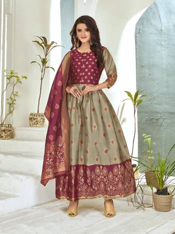 Stylist This Readymade Long Gown With Dupatta In Fine Color Fabricated On Banarasi Silk With Dupatta Are Banarasi Silk Beautified With Wevon Designer. It Is Light In Weight And Easy To Carry All Day Long. 