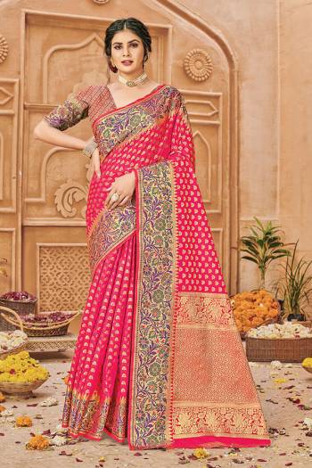 Traditional This Partywear Saree Are Fine Colour Saree Paired With  Blouse.This Saree And Blouse Are Silk Based Fabric With Wevon Designer Work. Buy This Pretty Saree Now.