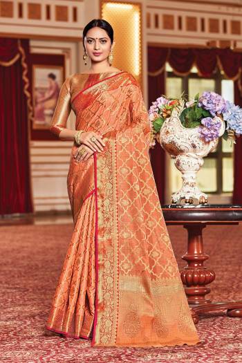 Garb This Designer Traditional Saree Are Fine Color Paired With Blouse.This Saree And Blouse Are Silk Based Fabric With Wevon Designer Work. Buy This Pretty Saree Now.