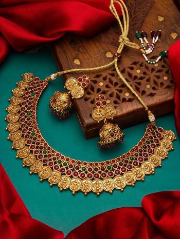 Looking To Your Personality By Pairing Up This Beautiful Nacklace With Your Ethnic Attire. This Pretty Set Is In Multi Color Beautified With Kundan Work. Buy Now.