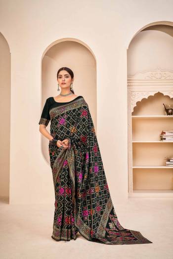 Looking This Wedding Partywear Saree Are Fine Color Paired With Blouse.This Saree And Blouse Banarasi Silk Fabric With Heavy Designer Weaving Work. Buy This Pretty Saree Now.