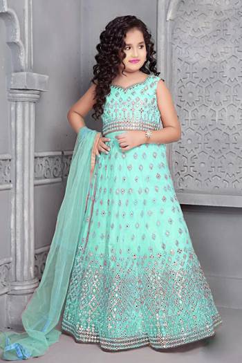 Attrective Looking This Partywear Kids Readymade Heavy Designer Lehenga Choli In Fine Color Fabricated On Net And Dupatta Are Net Beautified With Heavy Attractive Thread Sequance Embroidery Work.Buy Now. 