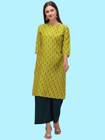 Grab This Readymade Long Kurti With Pant In Fine Color Fabricated On Slub Cotton Kurti With Rayon Fabric Pant Beautified With Abstract Printed. It Is Light In Weight And Easy To Carry All Day Long. 