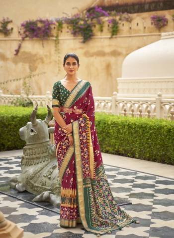 Capture the exuberance of womanhood in its full glory that will bring out your fragility and femininity. Women beauty is magnified tenfold in this alluring yellow patola silk contemporary saree. The lovely weaving work throughout the attire is awe inspiring. Comes with Contrast blouse piece