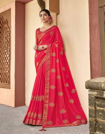 Grab This Pretty Elegant Looking Designer Saree In Fine Color Paired With Blouse. This Saree Are Vichitra Silk And Blouse Are Silk Jacquard Based Beautified With Embroidery Work. Buy Now.