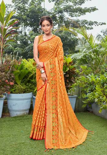 Attrective This Designer Saree Are Fine Saree Paired With Blouse.This Saree Are Banarasi Silk And Blouse Are Art Silk Based Fabric With Designer Wevon. Buy This Pretty Saree Now.