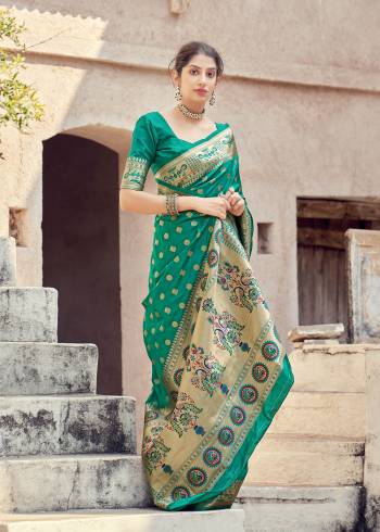 Looking This Partywear Paithani Stylist Saree Are Fine Saree Paired With Blouse.This Saree And Blouse Are Silk Fabric With Heavy Designer Weaving Work. Buy This Pretty Saree Now.