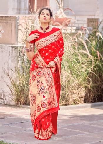 Looking This Partywear Paithani Stylist Saree Are Fine Saree Paired With Blouse.This Saree And Blouse Are Silk Fabric With Heavy Designer Weaving Work. Buy This Pretty Saree Now.