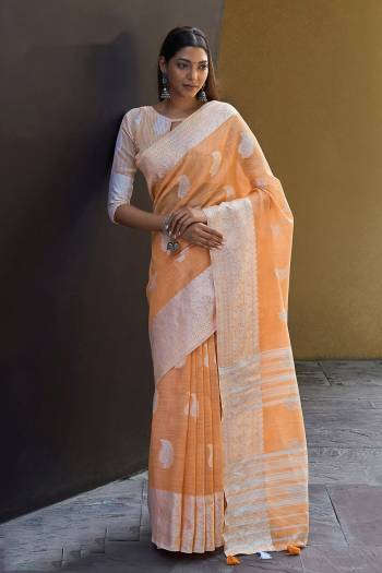 Attrective This Partywear Saree Paired With Blouse.This Saree And Blouse Are Linen Based Fabric With Thread Weaving Designer. Buy This Pretty Saree Now.