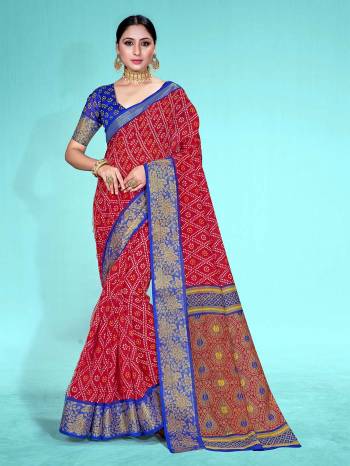 Garb This Pretty Angelic Look Wearing This Wevon Border With Printed Designer Saree In Fine Color Paired With Blouse. This Saree And Blouse Is Cotton Silk Fabricated. Its Pretty Color Pallete Will Give An Attractive Look To Your Personality. 
