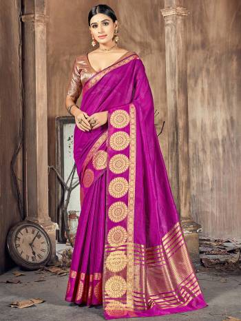 Garb This Pretty Angelic Look Wearing This Wevon Border Pallu Designer Saree In Fine Color Paired With Blouse. This Saree And Blouse Is Cotton Silk Fabricated. Its Pretty Color Pallete Will Give An Attractive Look To Your Personality. 