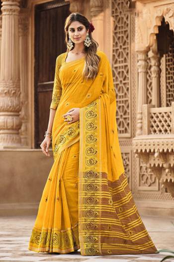 Buy This Pretty Traditional Cotton Saree Pair With Lovely Cotton Blouse. 