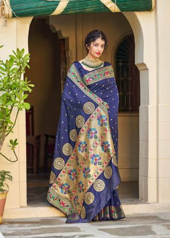 Add This Pretty Saree To Your Wardrobe In Heavy Collection With This Fancy Saree In Beautifull Color Paired With Turquoise .This Saree And Blouse Are Fabricated On Banarasi Soft Silk Beautified With Zari Woven Work.Buy These Pretty Saree Now