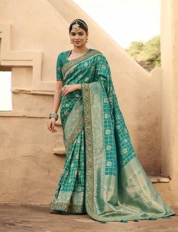 For A Royal And Beautiful Look, Grab This Designer Saree In Pretty Color Paired?With  Designer Blouse. This Saree Is Fabricated On Silk Paired With Raw Silk Fabricated Blouse. Its Pretty Color Pallete And Fabric Will Earn You Lots Of Compliments From onlookers