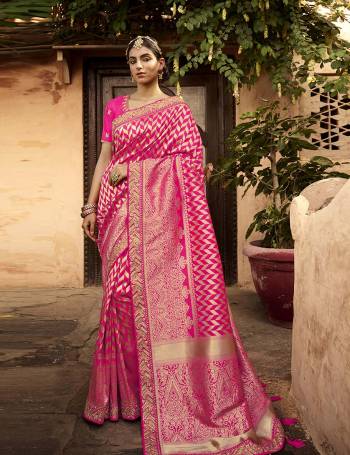 For A Royal And Beautiful Look, Grab This Designer Saree In Pretty Color Paired?With  Designer Blouse. This Saree Is Fabricated On Silk Paired With Raw Silk Fabricated Blouse. Its Pretty Color Pallete And Fabric Will Earn You Lots Of Compliments From onlookers