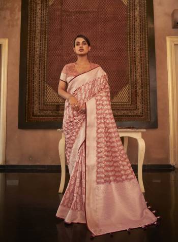 Looking This Stylist Partywear Saree Are Fine Saree Paired With Blouse.This Saree And Blouse Are Pashmina Silk Fabric With Designer Jari Weaving Work With Digital Printed. Buy This Pretty Saree Now.