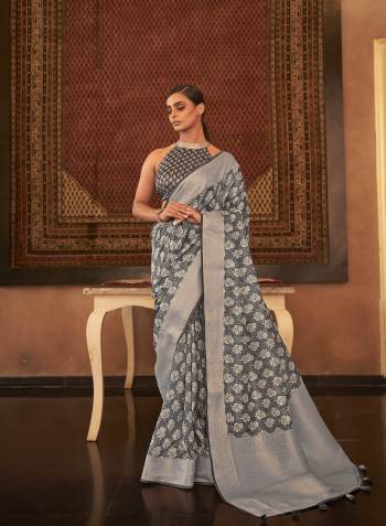 Looking This Stylist Partywear Saree Are Fine Saree Paired With Blouse.This Saree And Blouse Are Pashmina Silk Fabric With Designer Jari Weaving Work With Digital Printed. Buy This Pretty Saree Now.