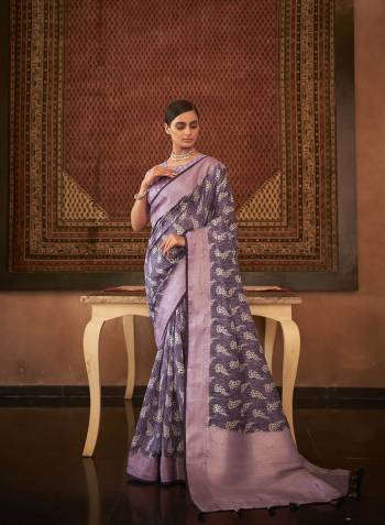 Looking This Stylist Partywear Saree Are Fine Saree Paired With Blouse.This Saree And Blouse Are Pashmina Silk Fabric With Designer Jari Weaving Work With Digital Printed. Buy This Pretty Saree Now.