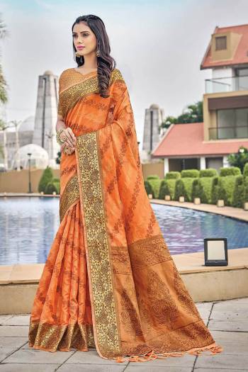 Looking This Designer Tassle Saree Are Fine Saree Paired With Blouse.This Saree And Blouse Are Organza Based Fabric With Wevon Rich Pallu Designer. Buy This Pretty Saree Now.