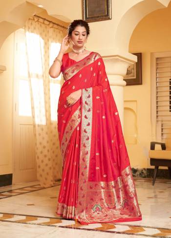 Looking This Partywear Saree Are Fine Saree Paired With Blouse.This Saree And Blouse Are Banarasi Soft Silk Fabric With Designer Jari Weaving Designer Work. Buy This Pretty Saree Now.