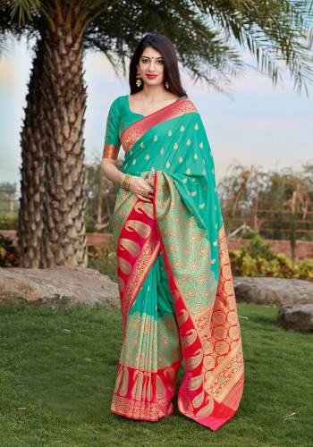 Looking This Traditional Partywear Saree Are Fine Saree Paired With Blouse.This Saree And Blouse Are Banarasi Soft Silk Fabric With Designer Jari Weaving Work. Buy This Pretty Saree Now.