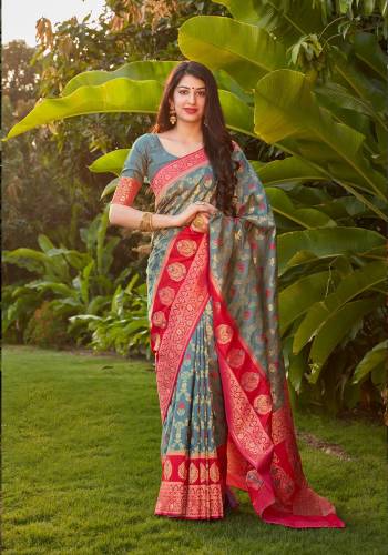 Looking This Traditional Partywear Saree Are Fine Saree Paired With Blouse.This Saree And Blouse Are Banarasi Soft Silk Fabric With Designer Jari Weaving Work. Buy This Pretty Saree Now.