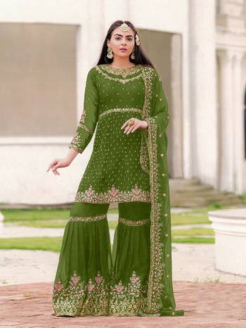 AttrectiveThis Designer Sharara Suit In Lovely Blooming Color.Its Pretty Heavy Designer Thread Embroidery Work Top Is Georgette Based Paired With Georgette Bottom And Georgette Fabricated Dupatta Which Gives An Attractive To The Suit.