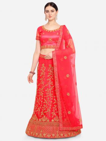 Look Attrective This Partywear Heavy Designer Lehenga Choli And Dupatta In Fine Color Fabricated On Net Beautified With Heavy Attractive Jari Embroidery Work.Buy Now. 