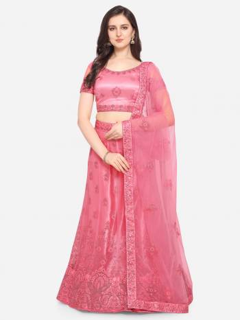 Attrective This Partywear Heavy Designer Lehenga Choli And Dupatta In Fine Color Fabricated On Net Beautified With Heavy Attractive Jari Embroidery Work.Buy Now. 