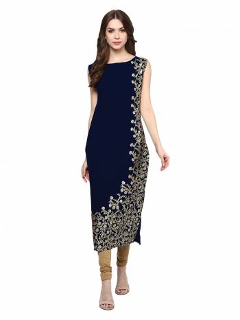 Attrective This Readymade Long Kurti In Fine Color Fabricated On Crepe Beautified With Designer Foil Printed. It Is Light In Weight And Easy To Carry All Day Long. 