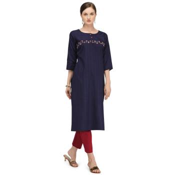 Garb This Good Looking Readymade Long Kurti In Fine Color. Kurti Are Cotton Stripe Fabricated Beautified With Designer Hand Designer Work. It Is Light In Weight And Easy To Carry All Day Long. 