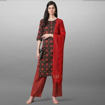 Looking This Readymade Long Suits In Fine Dark Color. Top,Bottom And Dupatta Are Cotton Fabricated Beautified With Designer Printed With Wevon Jari Dupatta. It Is Light In Weight And Easy To Carry All Day Long. 