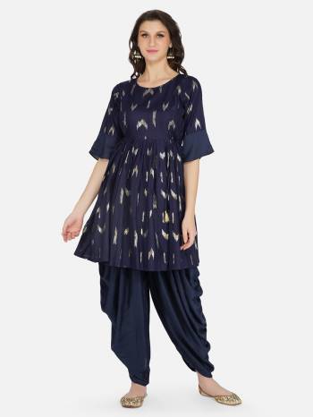 Look This Readymade Long Kurti With Bottom In Fine Color. Kurti And Bottom Are Cotton Fabricated Beautified With Designer Printed. It Is Light In Weight And Easy To Carry All Day Long. 