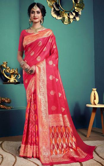 Looking This Designer Traditional Saree Are Fine Saree Paired With Blouse.This Saree And Blouse Are Art Silk Based Fabric With Wevon Jacquard Designer. Buy This Pretty Saree Now.