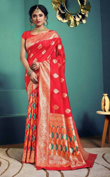 Looking This Designer Traditional Saree Are Fine Saree Paired With Blouse.This Saree And Blouse Are Art Silk Based Fabric With Wevon Jacquard Designer. Buy This Pretty Saree Now.