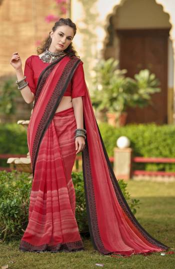 Garb This Partywear Saree Are Fine Light Color Paired With Blouse.This Saree Are Cotton Cotton And Blouse Are Art Silk Based Fabric With Weaving Border Designer With Abstract Printed. Buy This Pretty Saree Now.