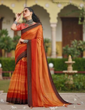 Garb This Partywear Saree Are Fine Light Color Paired With Blouse.This Saree Are Cotton Cotton And Blouse Are Art Silk Based Fabric With Weaving Border Designer With Abstract Printed. Buy This Pretty Saree Now.