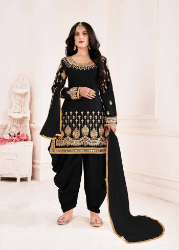 Attrective This Partywear Designer Patiyala Suit In Lovely Color.Its Pretty Designer Embroidery With Real Mirror Work Top Is Bitalian Soft Silk Based Paired With Bitalian Soft Silk Bottom And Net Fabricated Dupatta Which Gives An Attractive To The Suit.