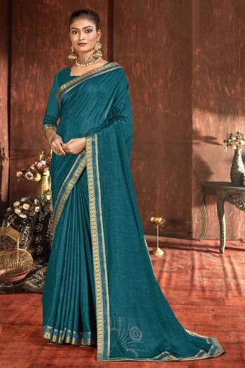 This Designer Saree Are Fine Saree Paired With Blouse.This Saree And Blouse Are Vichitra Silk Based Fabric With Designer Corner Swarovshki Butta With Lace Border. Buy This Pretty Saree Now.