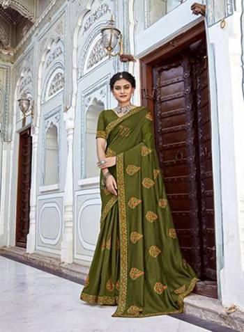 Looking This Designer Fine Color Saree Paired With Blouse.This Saree And Blouse Are Vichitra Silk Fabric With Heavy Designer Thread Embroidery Work. Buy This Pretty Saree Now.