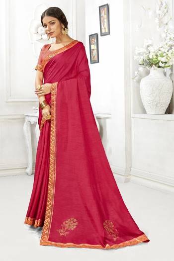 Looking This Designer Fine Color Saree Paired With Blouse.This Saree Are Vichitra Silk And Blouse Are Art Silk Fabric With Designer Swarovski Work. Buy This Pretty Saree Now.