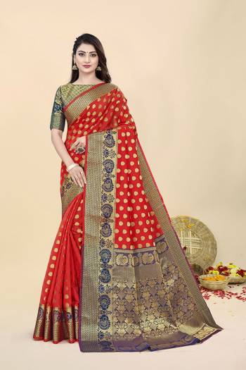 Stylist This Partywear Designer Fine Colour Saree Paired With Blouse.This Saree And Blouse Are Banarasi Silk Fabric With Heavy Jacquad Wevon Jari Designer Work. Buy This Pretty Saree Now.