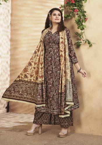 Looking Attrective This Readymade Suits In Fine Light Color. This Suit Top And Botton Are Maslin And Dupatta Are Chinon Fabricated Beautified With Designer Printed. It Is Light In Weight And Easy To Carry All Day Long. 