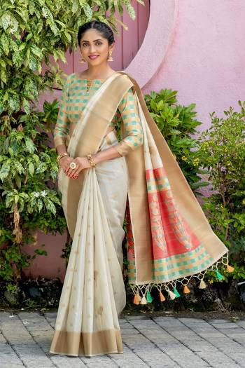 Your Personality In This Lovely Colored Designer Saree. This Saree?And Blouse Are Fabricated On Tussar Silk Beautified With Wevon Rich Multy Color Pallu Designer. Buy This Pretty Saree Now.