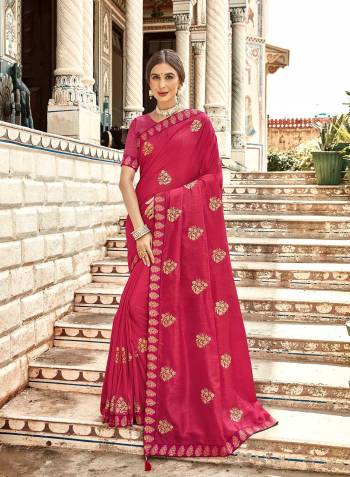 Stylist Looking This Partywear Designer Fine Colour Saree Paired With Blouse.This Saree And Blouse Are Vichitra Silk Fabric With Heavy Designer Jari Embroidery Work. Buy This Pretty Saree Now.