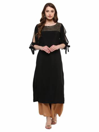 Attrective This Readymade Partywear Long Kurti In Fine Color. Its Kurti On Crepe Fabricated Beautified With Designer Printed. It Is Light In Weight And Easy To Carry All Day Long. 