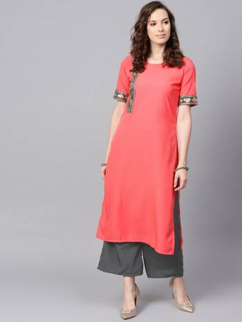 Attrective This Readymade Partywear Long Kurti In Fine Color. Its Kurti On Crepe Fabricated Beautified With Designer Printed. It Is Light In Weight And Easy To Carry All Day Long. 