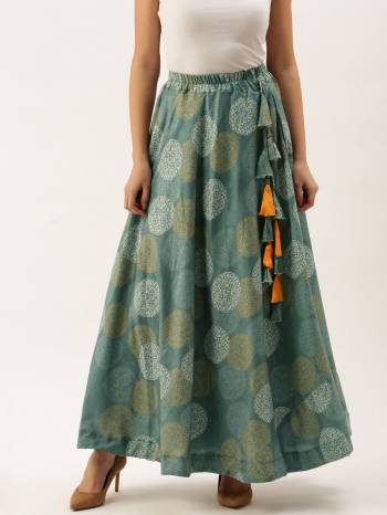 Attrective This Good Looking Readymade Skirt In Fine Color. Its Skirt Are Cotton Rayon Fabricated Beautified With Fancy Designer Digital Printed With Hand Made Tassels. It Is Light In Weight And Easy To Carry All Day Long. 