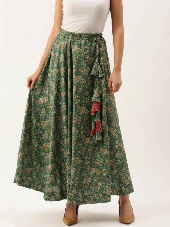 Attrective This Good Looking Readymade Skirt In Fine Color. Its Skirt Are Cotton Rayon Fabricated Beautified With Fancy Designer Digital Printed With Hand Made Tassels. It Is Light In Weight And Easy To Carry All Day Long. 